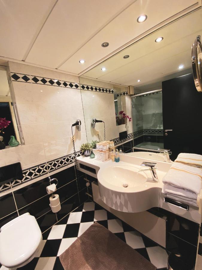 Augenblick Goodnight Hotel Kleve  Ngoại thất bức ảnh